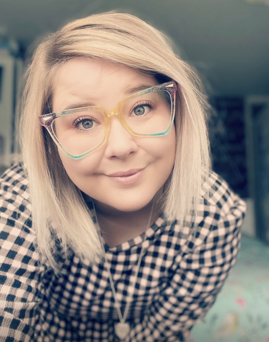 Lauren 🌸 tweet media