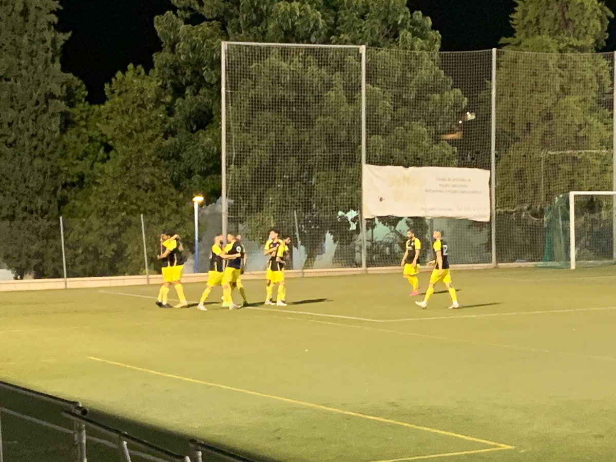 Gooooooollll de Juan Lorente minuto 85

CD Villanueva 1-1 Begíjar CF 

💛🖤