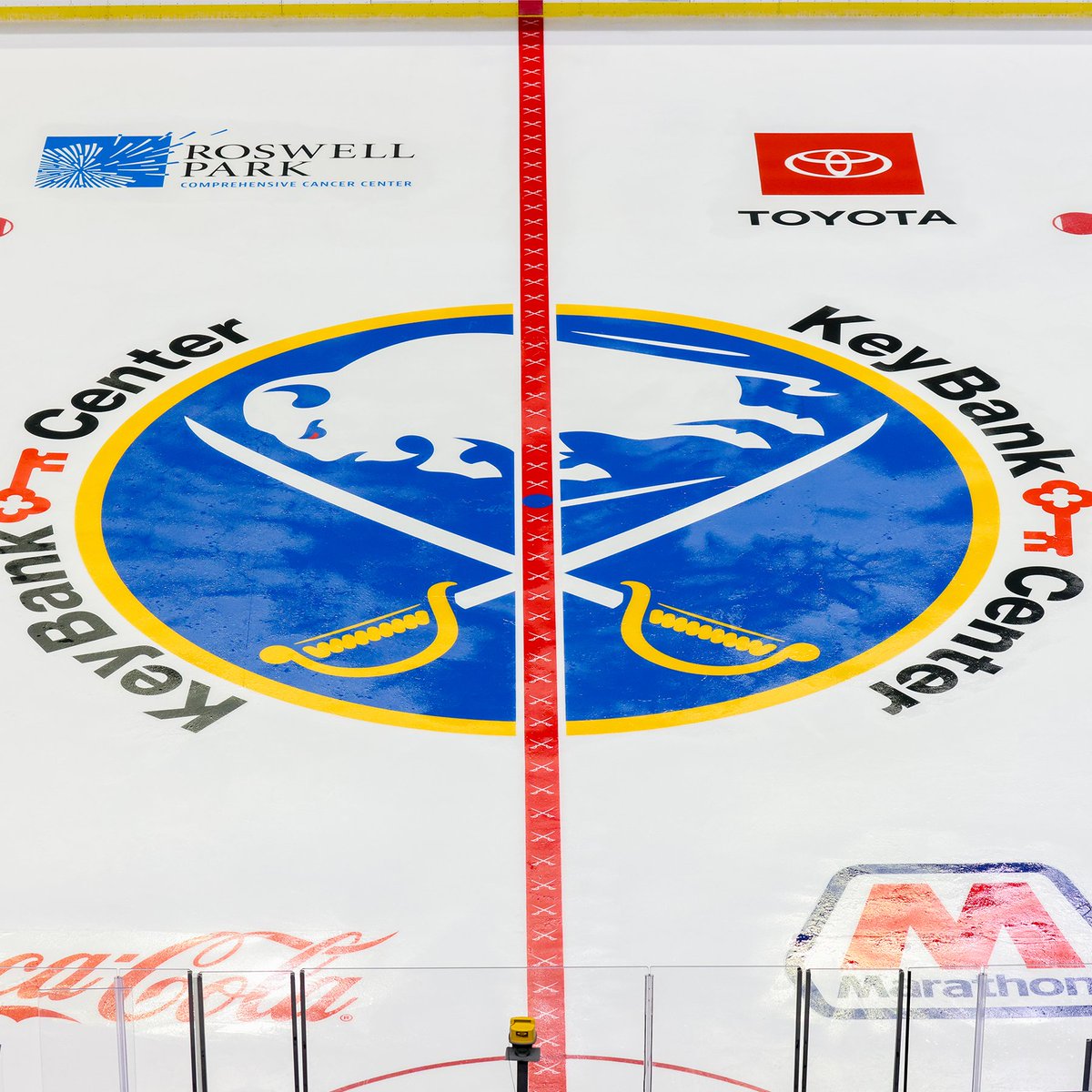 BuffaloSabres's tweet photo. Hello, beautiful 🤩

#LetsGoBuffalo | @KeyBankCtr https://t.co/SqyvFUOnAX