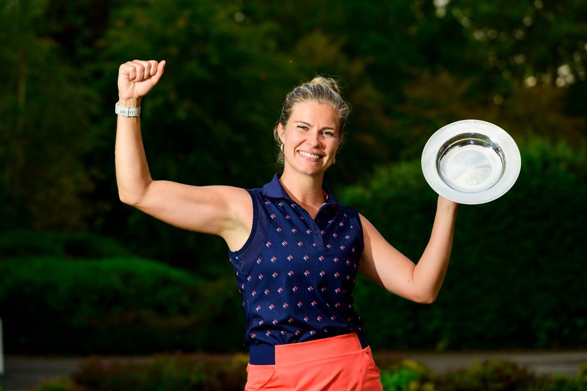 EnglandGolf's tweet photo. 🏆 Dyer clinches the title!

@HLGLadiesGolf’s Raphaela Dyer is the new Women’s County Champion of Champions!

Dyer won a play-off against Dorset’s Melissa McMahon at @woodhallspagolf today to take home the trophy.

#RespectInGolf #TogetherInGolf https://t.co/G2SVppnRFq