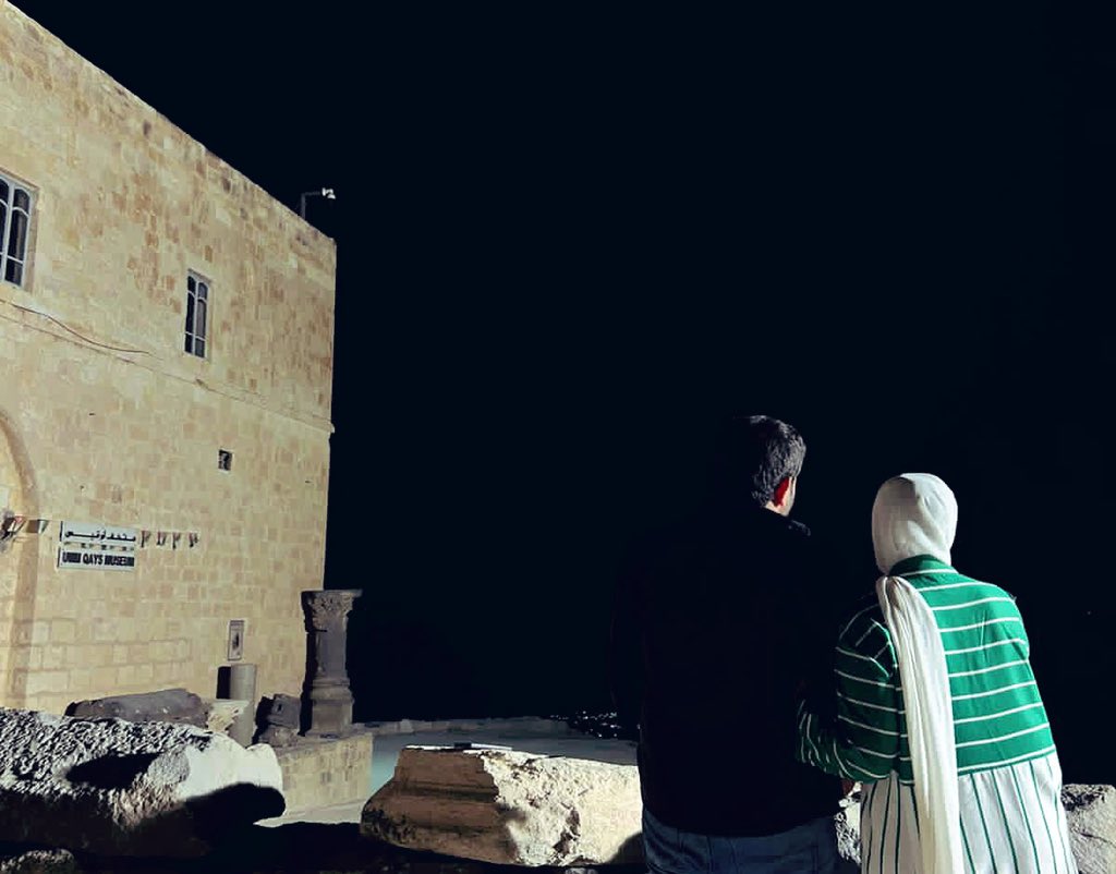 Aboodmix95's tweet photo. والغيّم كأنه يحتضن الروح في كل لحظة بقربك 🤍. https://t.co/aKivrVgV2K