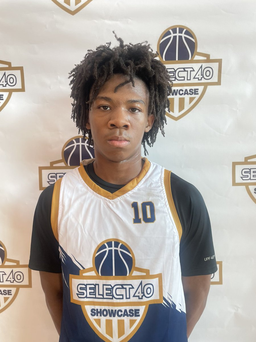 EyaHoops's tweet photo. Nick Durham (2025) of @AHSTigerHoops was one of the top guards at the #Select40Showcase He has a motor that keeps defenders on their heels and score on all three levels. He showed a great balance of showing his skills offensively and creating for his others in transition. STEAL! https://t.co/2yZtngJwml