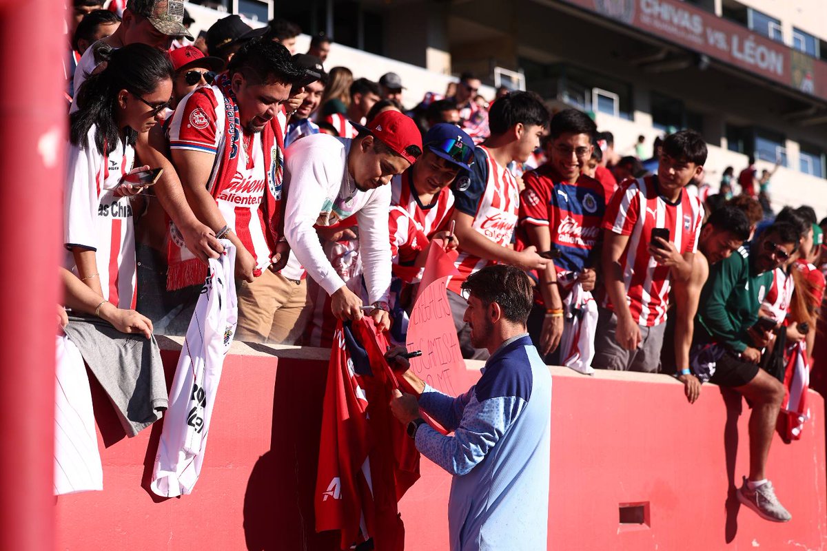 VPaunovic tweet media