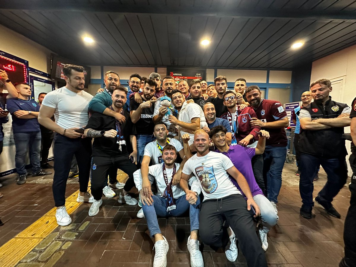 SON DAKİKA ❗️❗️❗️

P E P E E <a href="/Besiktas/">Beşiktaş JK</a> ‘ta 😂😂😂