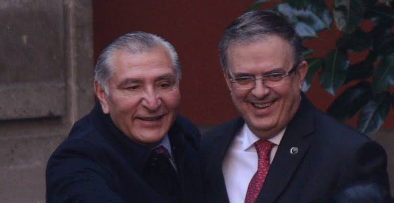 ElSegundero's tweet photo. Ausencia de @adan_augusto en consejo nacional de Morena se debe a que en estos momentos se encuentra reunido con @m_ebrard, revelaron fuentes cercanas al tabasqueño https://t.co/U11bNMswf3