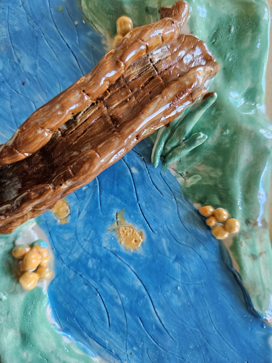 StPetersFarnham's tweet image. Y5 - a sense of place. Where do you belong? @FarnhamPottery @Artsmarkaward @EcoSchools @GilbertWhites #wecreate #clay #creativecurriculum #community #senseofplace #thearts