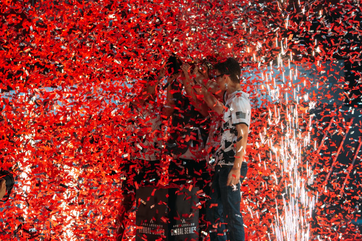 TSM's tweet photo. 🏆🎉 https://t.co/luX8HWtZsl