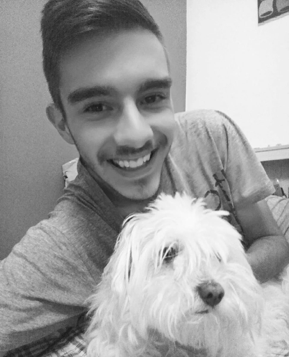 jopsribeiro7's tweet photo. Meu bebé Pu! 
Foram quase 15 (!!!) anos ao teu lado! Hoje separamo-nos pela primeira e última vez. Vieste cá para casa tinha eu 11 anos, era pequenino, tal como tu. Crescemos juntos, viste o meu melhor e o meu pior. Foste, muitas vezes, em quem mais confiei para desabafar ao + https://t.co/i2ycr9wPPm