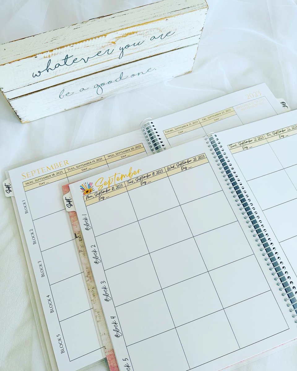 Saving Sanity Teacher Planners, LLC. tweet media