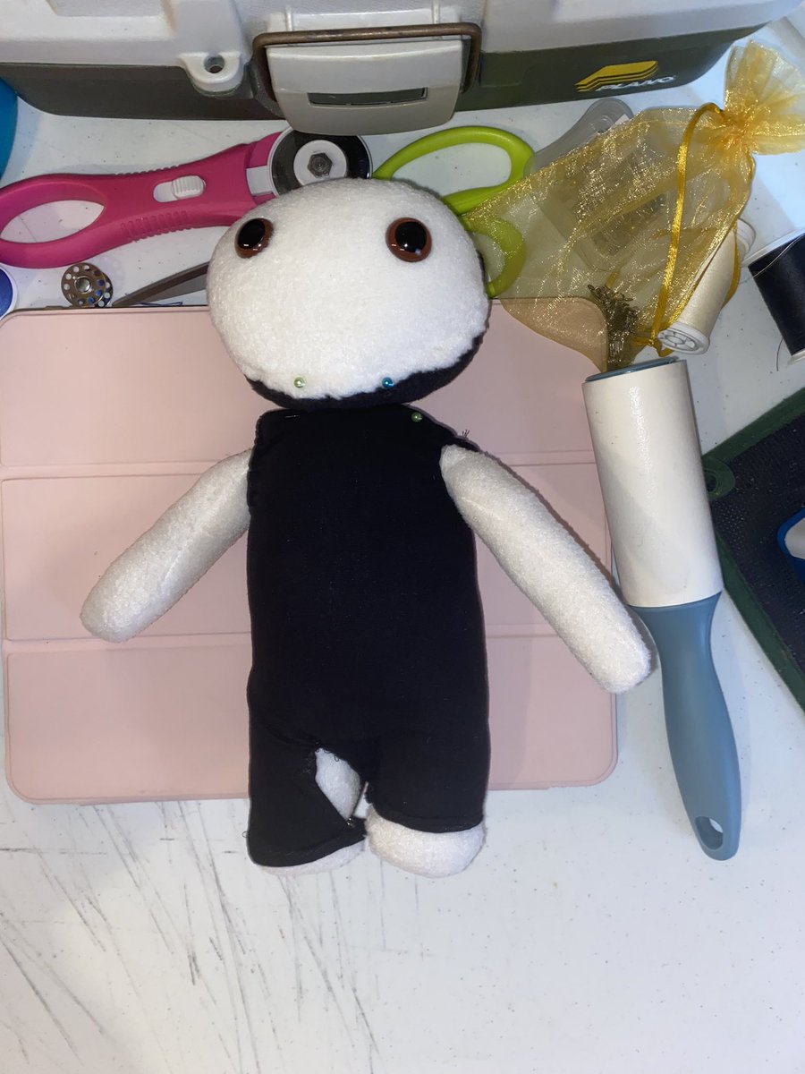 LeighJunCreates's tweet photo. 😅 it really has been a year… wanted to work on him after working on something for my mother. https://t.co/FrRPo0qbVq