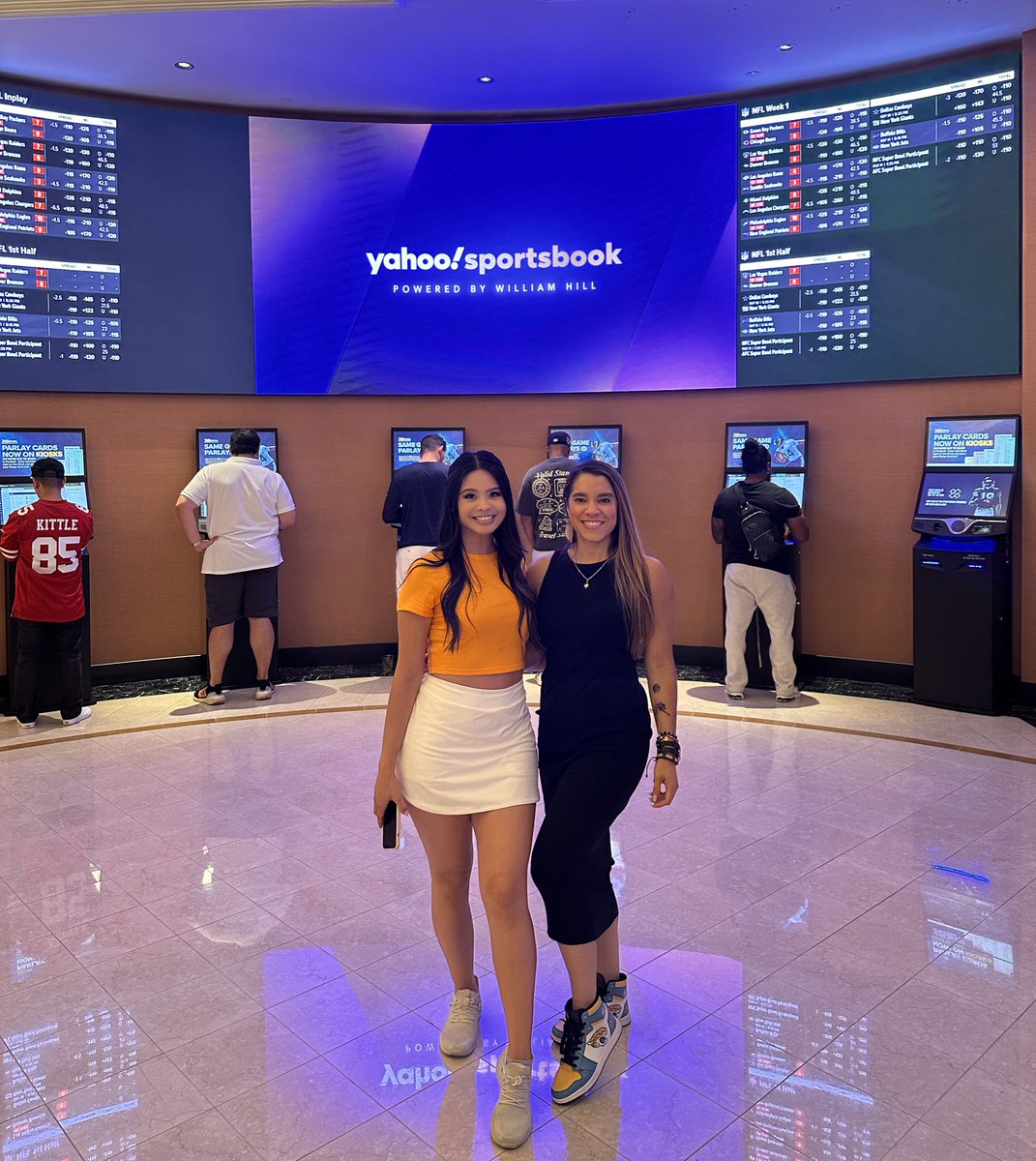 Watch out, Vegas 😈 <a href="/YahooSportsbook/">Yahoo Sportsbook</a> coming for ya <a href="/MintyBets/">Minty</a>

<a href="/VenetianVegas/">The Venetian Resort Las Vegas</a>