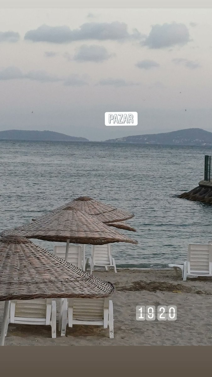 tugsaaa's tweet photo. #bugünden 🙃 Caddebostan Plaji, Caddebostan - https://t.co/rMV7Ty4oXI https://t.co/84Ow4AffuG