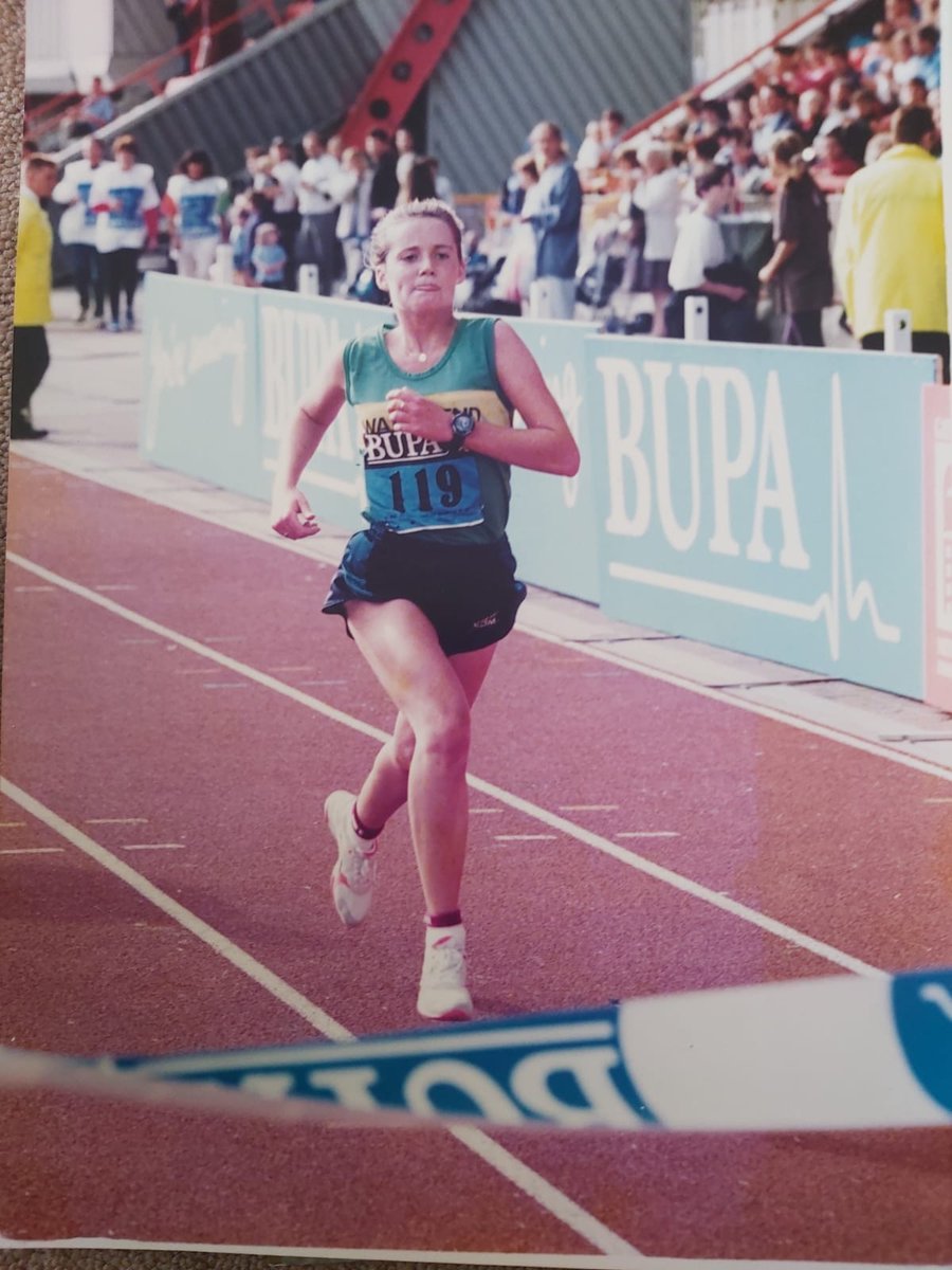 sammo800m's tweet photo. @James_Athletics Not too bad for geordie-born Sonia on her senior debut at 44yrs old, 30 years after one of two Junior Great North run victories 😜 https://t.co/EUIxpabcAH