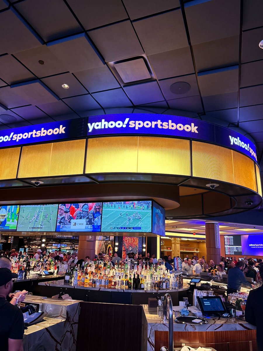 Vegas knows how to throw a party and so does Yahoo Sportsbook at @venetianvegas! 🎉

We partied with @MarkWahlberg, hung out in our fan caves, and, of course, got our picks in at the Yahoo Sportsbook launch party!