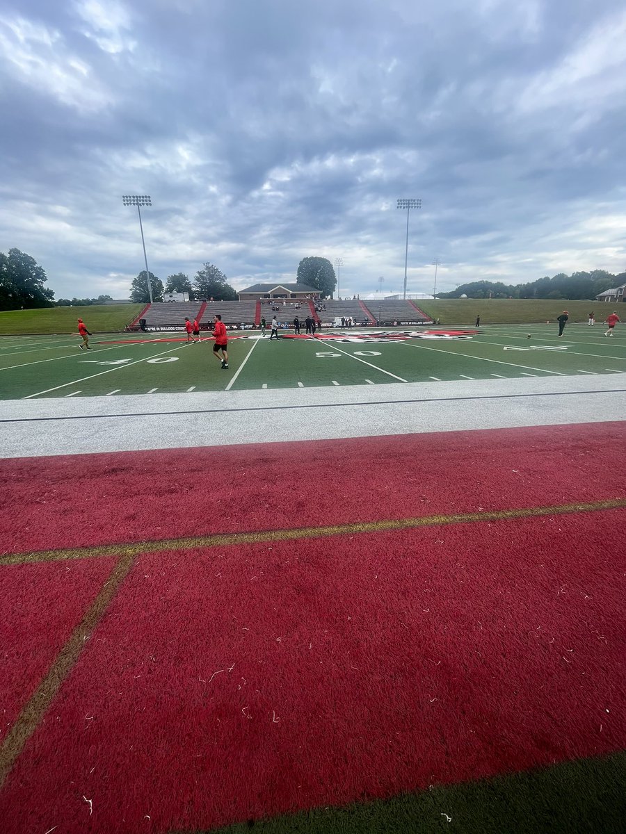 Thank you to Gardner -Webb for your hospitality! I enjoyed the experience. Great job on the win tonight! <a href="/Dj_Mcfadden11/">Darryl Mcfadden jr</a> <a href="/CMines20/">Devin Mines</a> <a href="/GWUFootball/">Gardner-Webb Football</a>