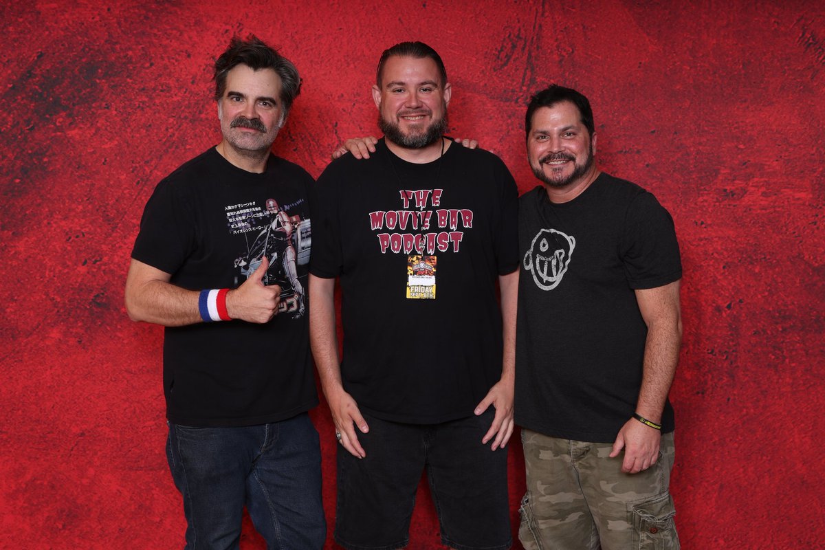 This past weekend, John @BallzillaBalis got to meet @Adam_Fn_Green & @TheJoeLynch .. without them or @MovieCrypt there would be no Movie Bar Podcast...so blame them lol jk #thankadamandjoe