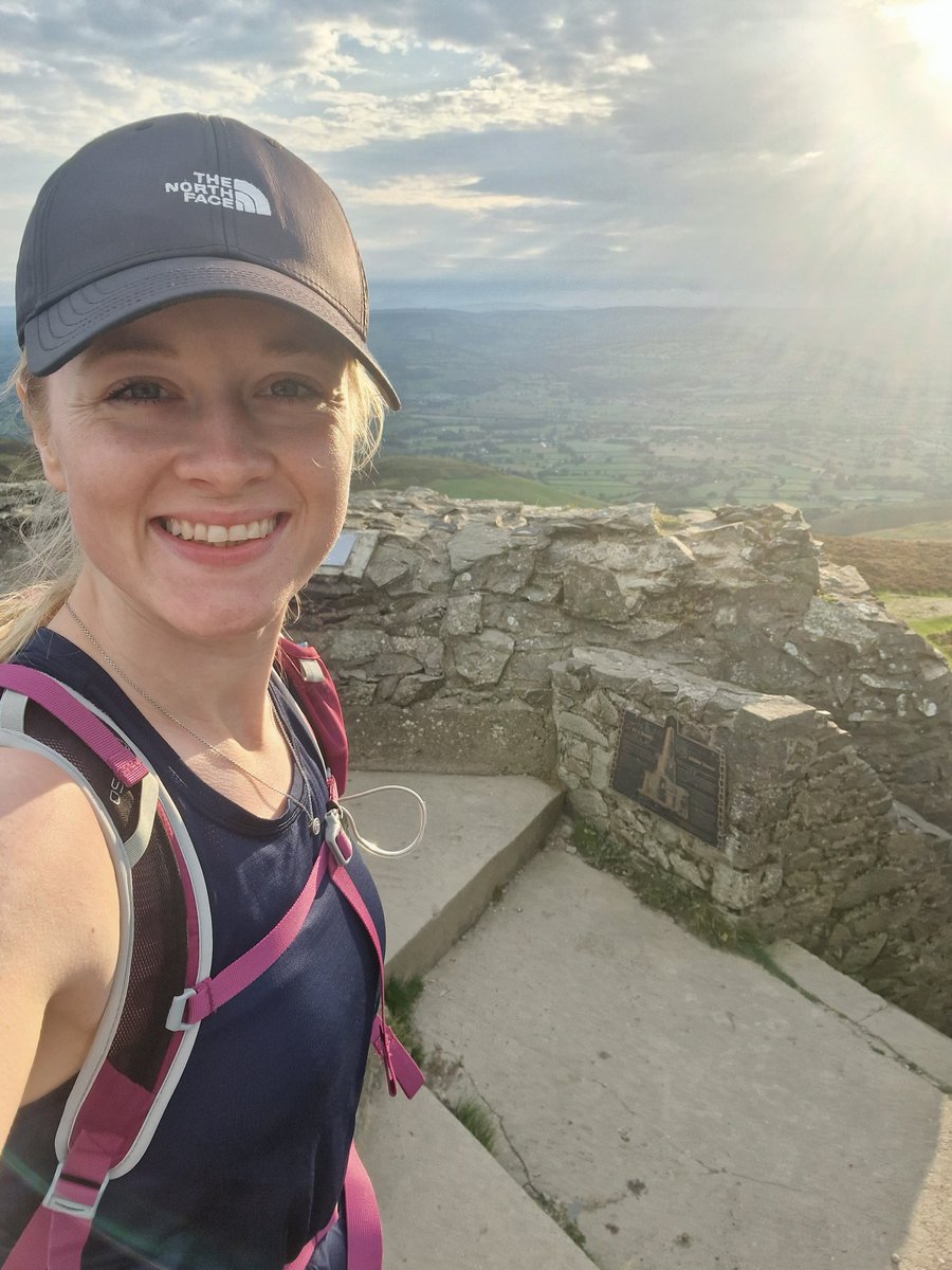 Beautiful skies from up Moel Famau this evening 😊
