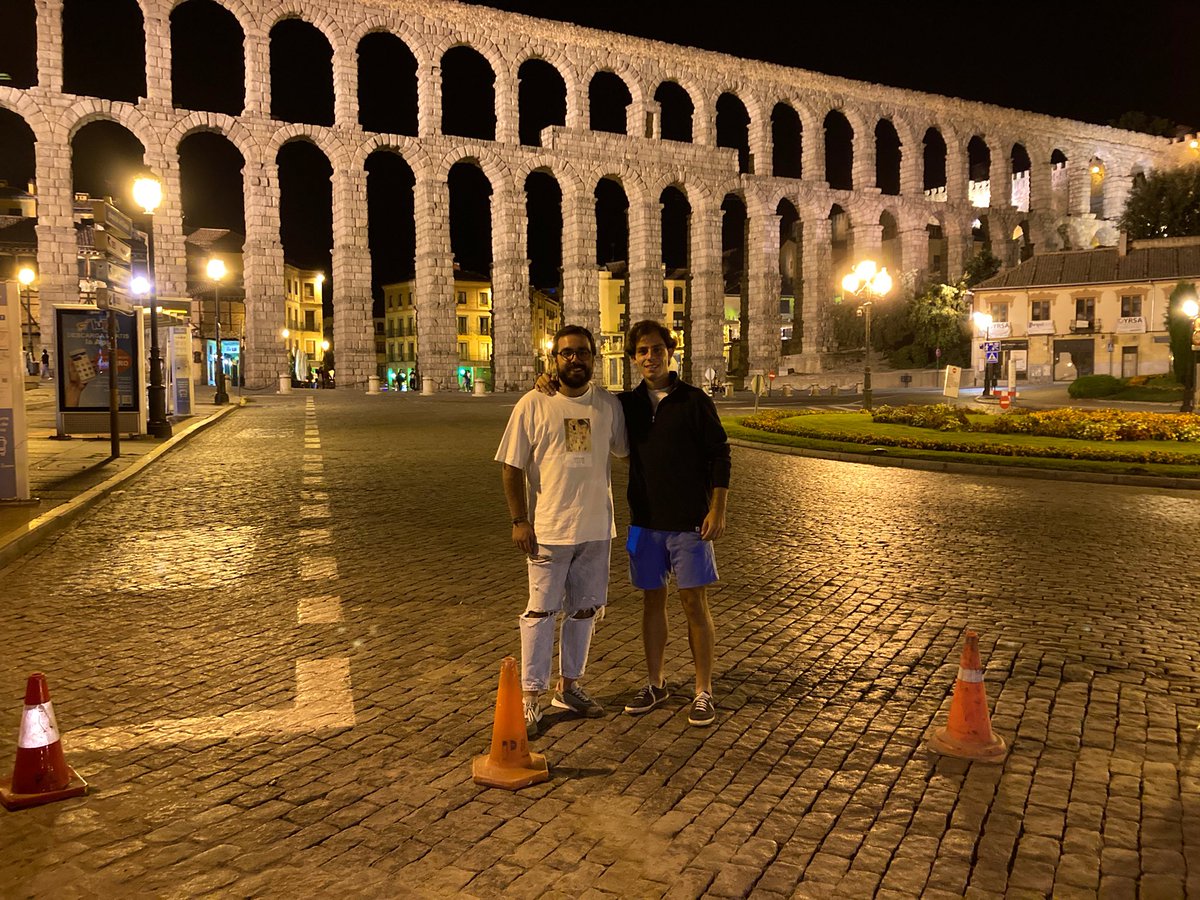 MartinGom14's tweet photo. Las cosas del toreo, uno intento frustrado el otro toda una promesa, pero remando siempre en la misma dirección. Con este maravilloso escenario terminamos un finde de ruta @CandelasIgn https://t.co/SP3xnopKKx
