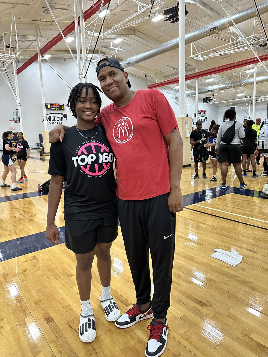 Meyuana_webb's tweet photo. I had a great time the past weekend at @JLEnterprises Top 160 Camp. Learned a lot that I will be able to keep and take with me moving forward playing. I will like to say thank you to @KPannell71 for the encouraging words he gave also. https://t.co/ovPzsbscZU
