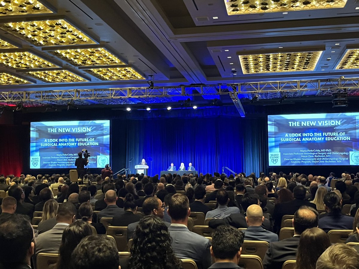rimarindler's tweet photo. Brilliant lecture, excellent mentor. Thank you for carrying on Dr. Rhoton’s legacy. @PerisCelda @dr_pinheiro @MayoClinicNeuro @CNS_Update @WINSneurosurge1 https://t.co/tTunmzc0Pp