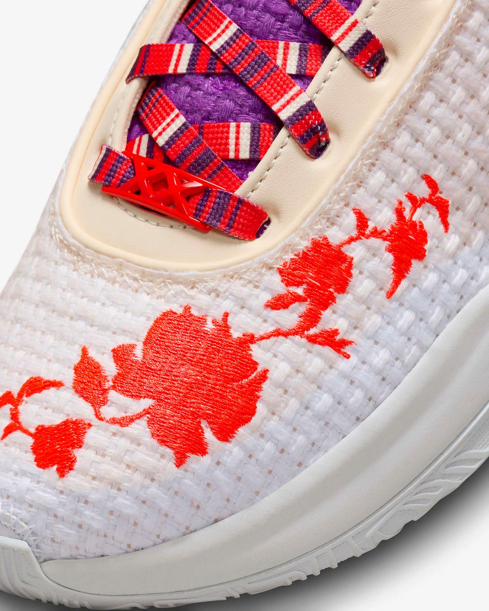 JustFreshKicks's tweet photo. Dropped via Nike US 💐
Mimi Plange x Nike LeBron 20
=> https://t.co/91hJdmkBtI https://t.co/z1d9TO4I8S