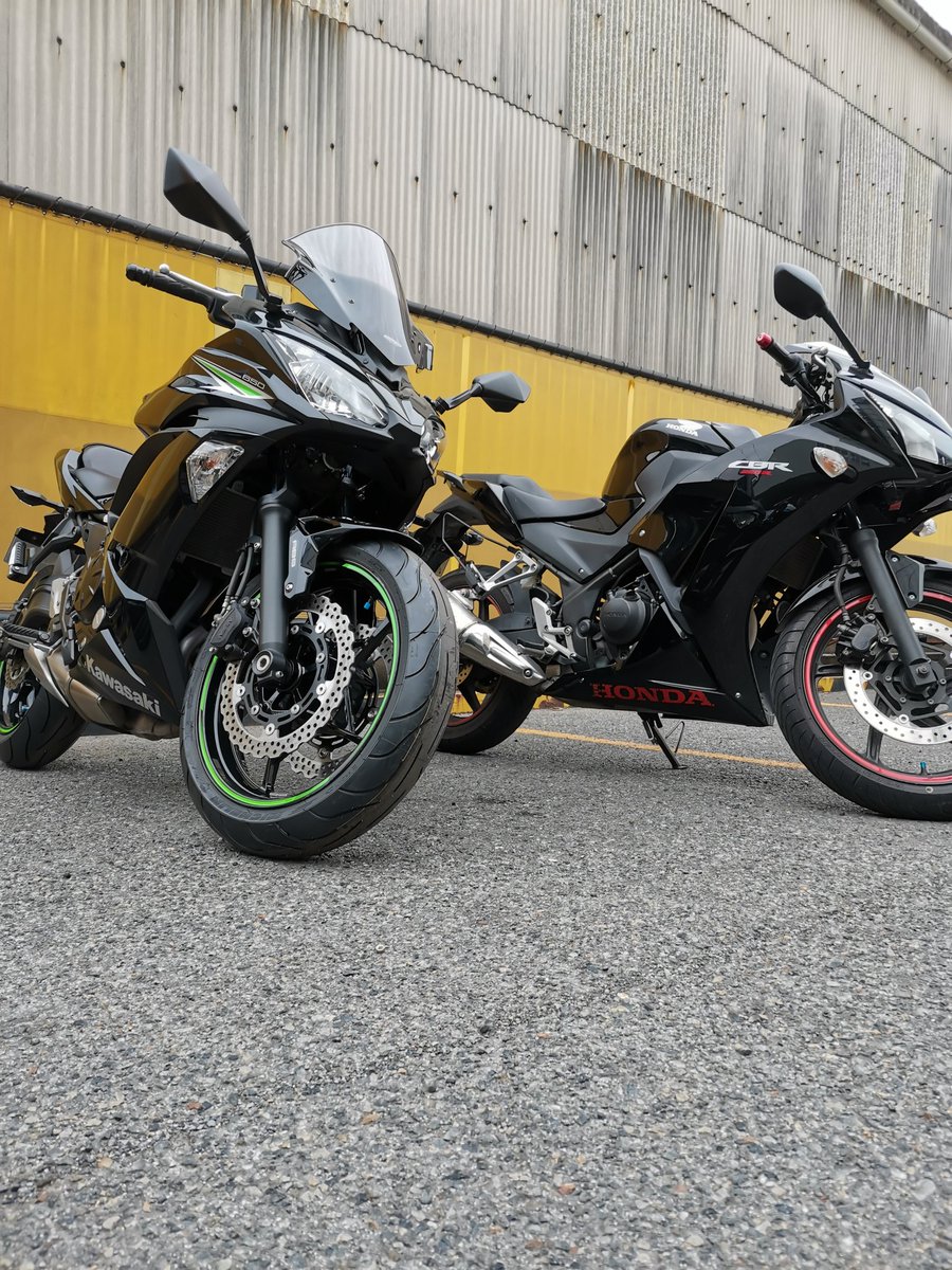ninja650__09's tweet photo. 歳を一つとりましたー🙌

年齢: 29
性別: 女
住み:岡山
車種: Ninja650
一言:お酒とバイク、ツーリング(ソロ、マス)が好きです
鳴き声は「ｷｮﾘｶﾞﾊﾞｧ」です
よろしくお願いします
#バイク乗りとして自己紹介
#バイク乗りと繋がりたい
#バイク乗りとして軽く自己紹介
#バイク好きと繋がりたい https://t.co/qNMq44hMI8
