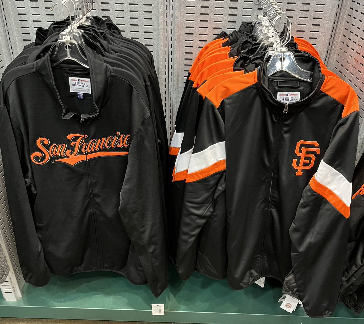 Giants Dugout Store tweet media