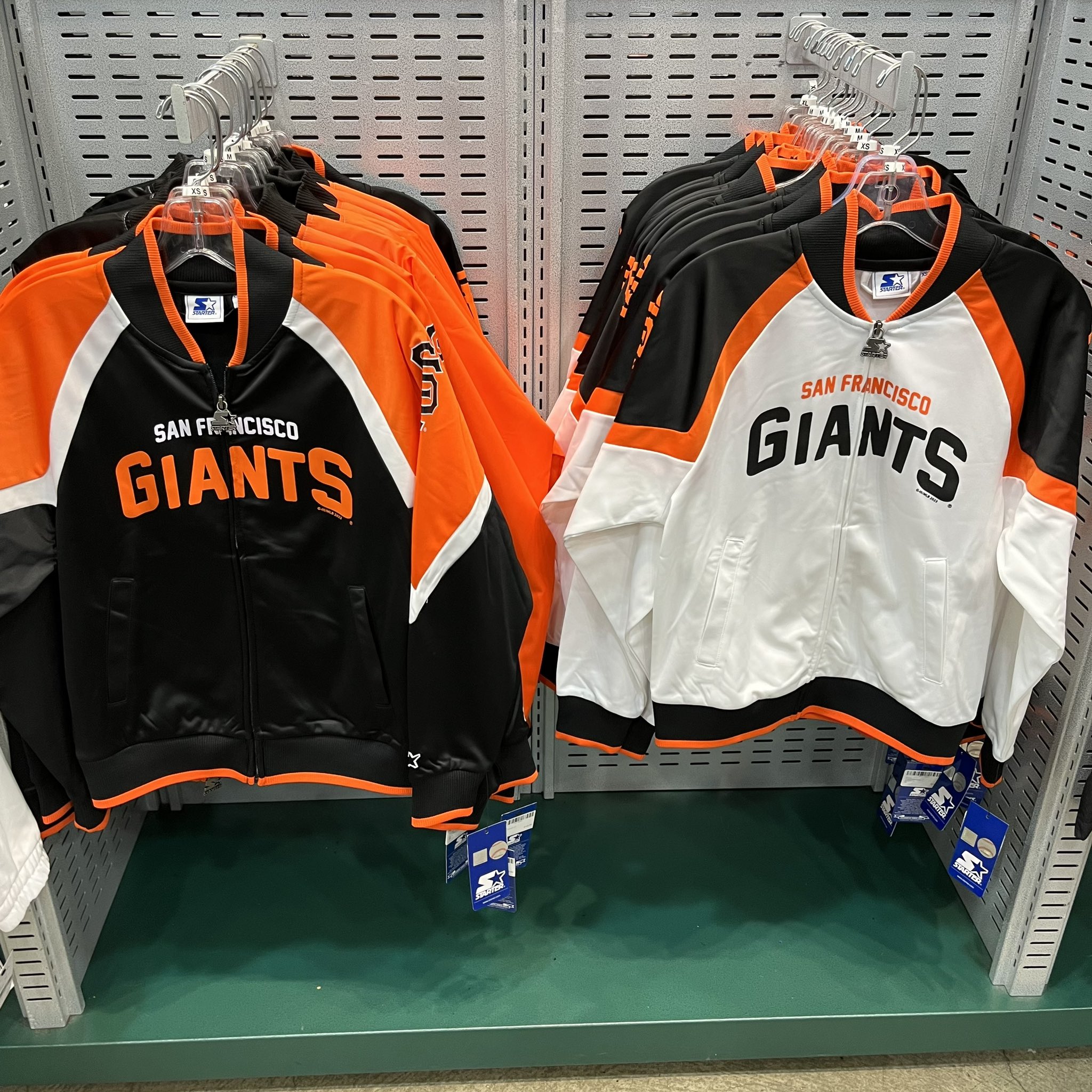 Judging Stores: SF Giants Dugout – Beyond the Creek