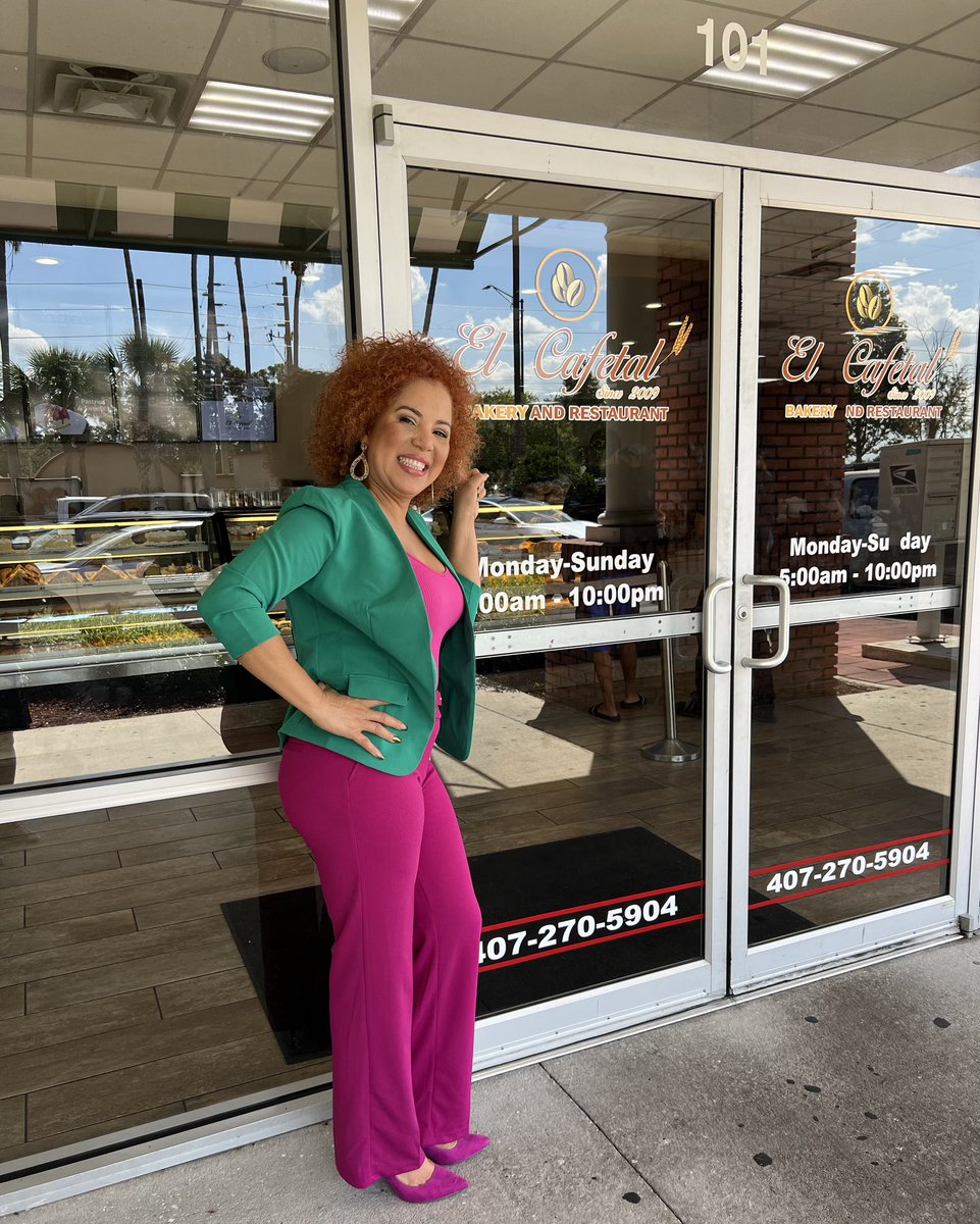JohannaForFL's tweet image. Yesterday I enjoyed my lunch break at one of my favorite restaurants in District 43, El Cafetal Bakery &amp;amp; Restaurant.
#supportinglocalbusiness