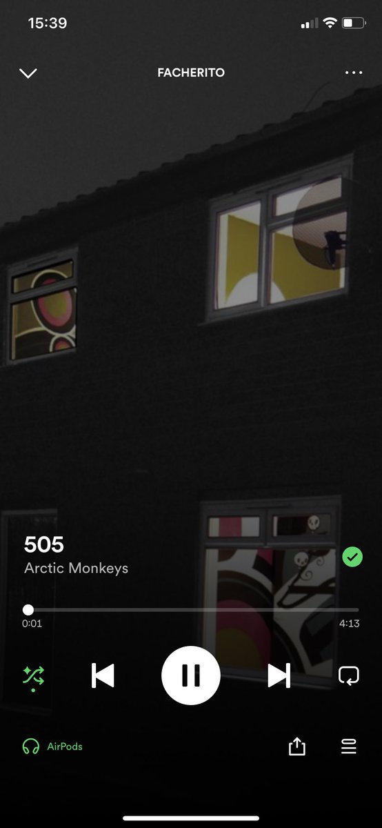 jinniembk's tweet photo. Hoy me desperté con la canción de 505 de arctic Monkeys; y recordé que cuando el enamoro soy súper menso, esa es la explicación del por qué sigo esperando a Namjoon aún que ya lleva 1 año de retiro espiritual 😢 https://t.co/xk0Lgl6AT7