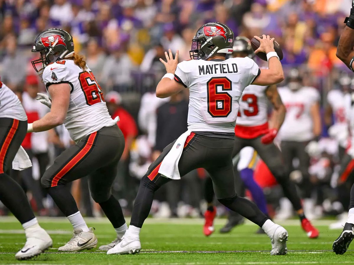 barstoolsports's tweet photo. Baker Mayfield Is Showing The Football World That The Bucs Are Better Off With Him Instead of Tom Brady https://t.co/354S3uXWaA https://t.co/aJApUWVCc9