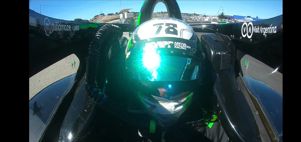 Tipichang's tweet image. Carreron de  @AgustinCanapino !!! Agradeció al equipo y recordó a su padre. Terminó 14 pero lo más importante terminó 21 en el campeonato y entro al círculo de pilotos que recibirán (su equipo) cerca de 1M de dólares. #Indycar #Canapino