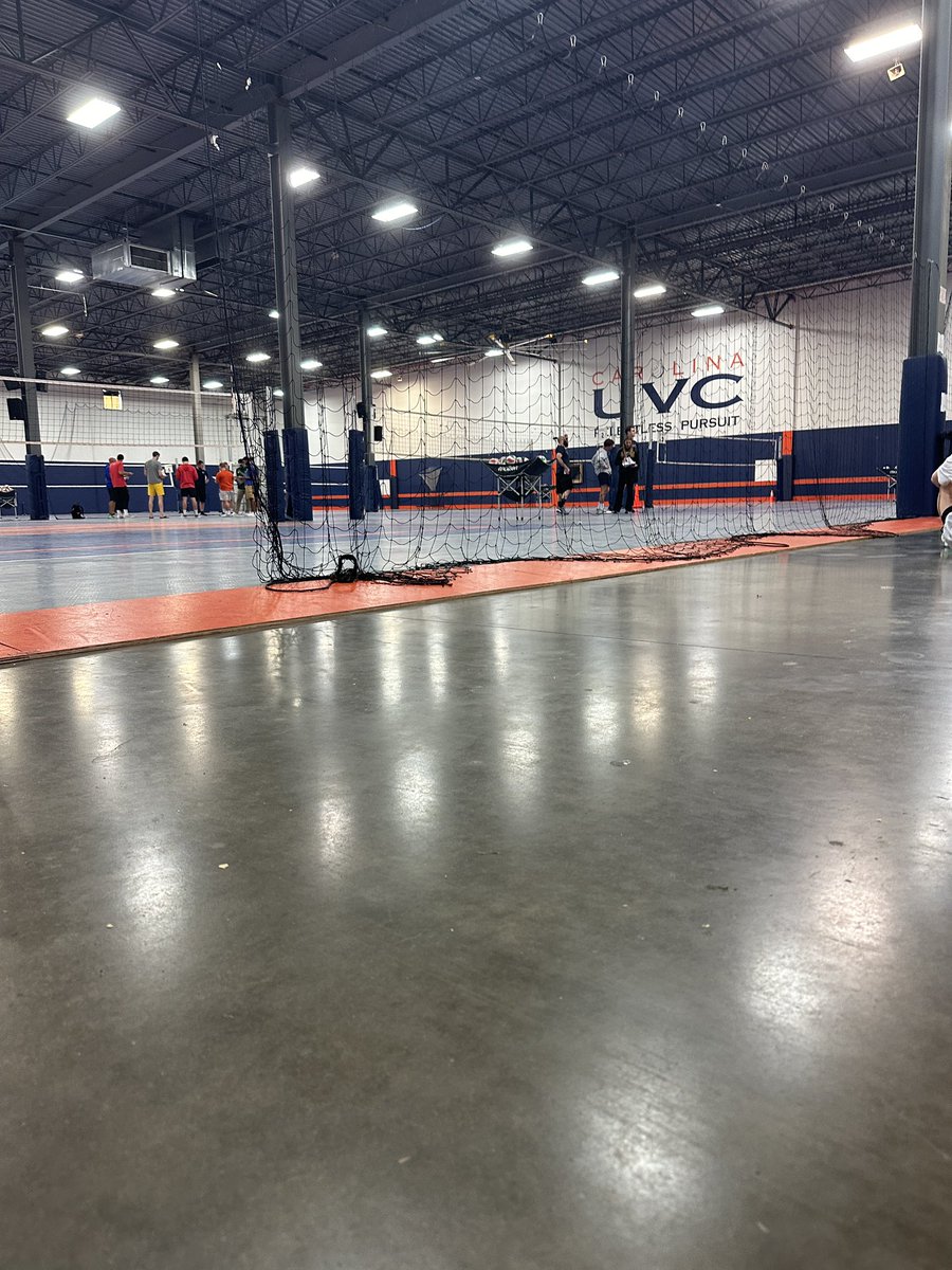 Cade_Brodie04's tweet photo. Thanks for @CarolinaUVC for putting on a College ID Camp! 

@CHS_BlueEagles @CHS_AthTraining @WAPlyler13 https://t.co/qg2KvgIMVH