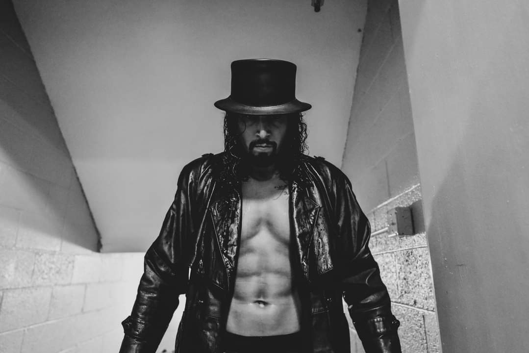 cdye56's tweet photo. Despite the loss at @SCWPro 20th Anniversary, it's highly unlikely @ForeverJoeasa is done pursuing the richest prize in SCWPro. https://t.co/LsHrzdsTTu