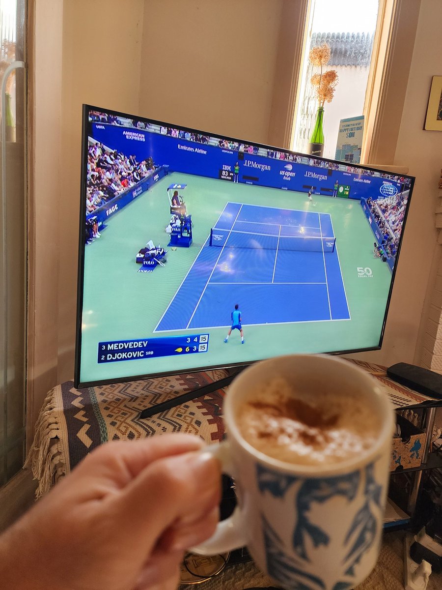 nick_komo's tweet photo. Both #malakes
Lesser of 2 evils the Russian 🤷♂️
#USOpenFinal
#lesserof2evils #joker #nickslounge https://t.co/TppGKRj9I7