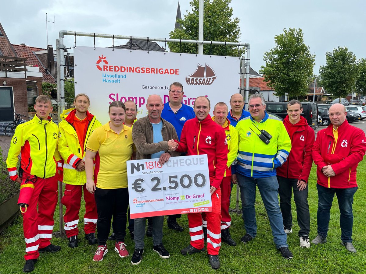 ZRH_Hasselt's tweet photo. Tijdens de inzet bij Hassailt 2023 zijn wij gesponsord door Slomp &amp; de Graaf Financieel Adviseurs en Nh1816 Verzekeringen. Ontzettend fijn dat deze twee organisaties veiligheid een warm hart toedragen. https://t.co/qlQZKQPV1A