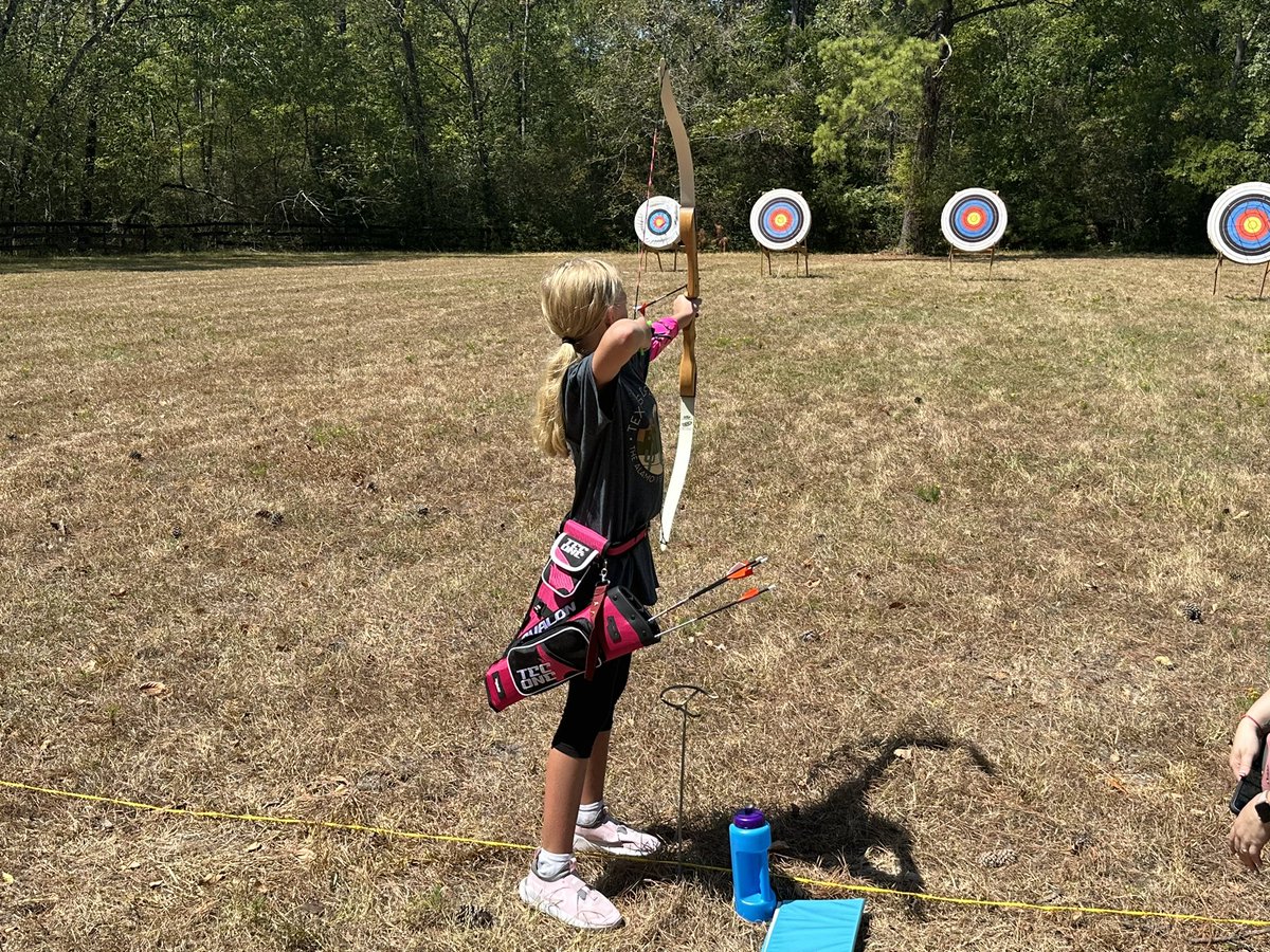 MrsAPetry's tweet photo. Back at it, again. @GirlScoutsGSSJC #SpecialInterestGroups #SIGS #ArchersInMotion #AIM #GirlScoutLeader #ArcheryCoach https://t.co/qPbvpJEdfX