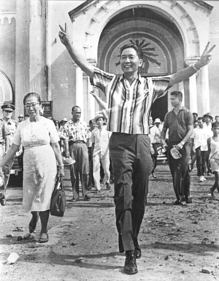 MJE0792Jeitoso's tweet photo. Maligayang ika- 106 n kaarawan s langit Lolo Macoy!🎉🎉🎉
#FPFEM
Credits po s may ari⬇️ https://t.co/uxwaRDCTZK