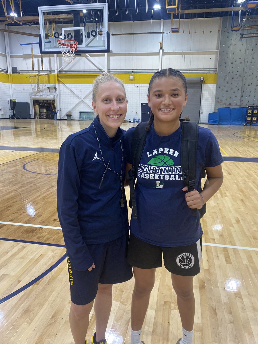 Madison White tweet media