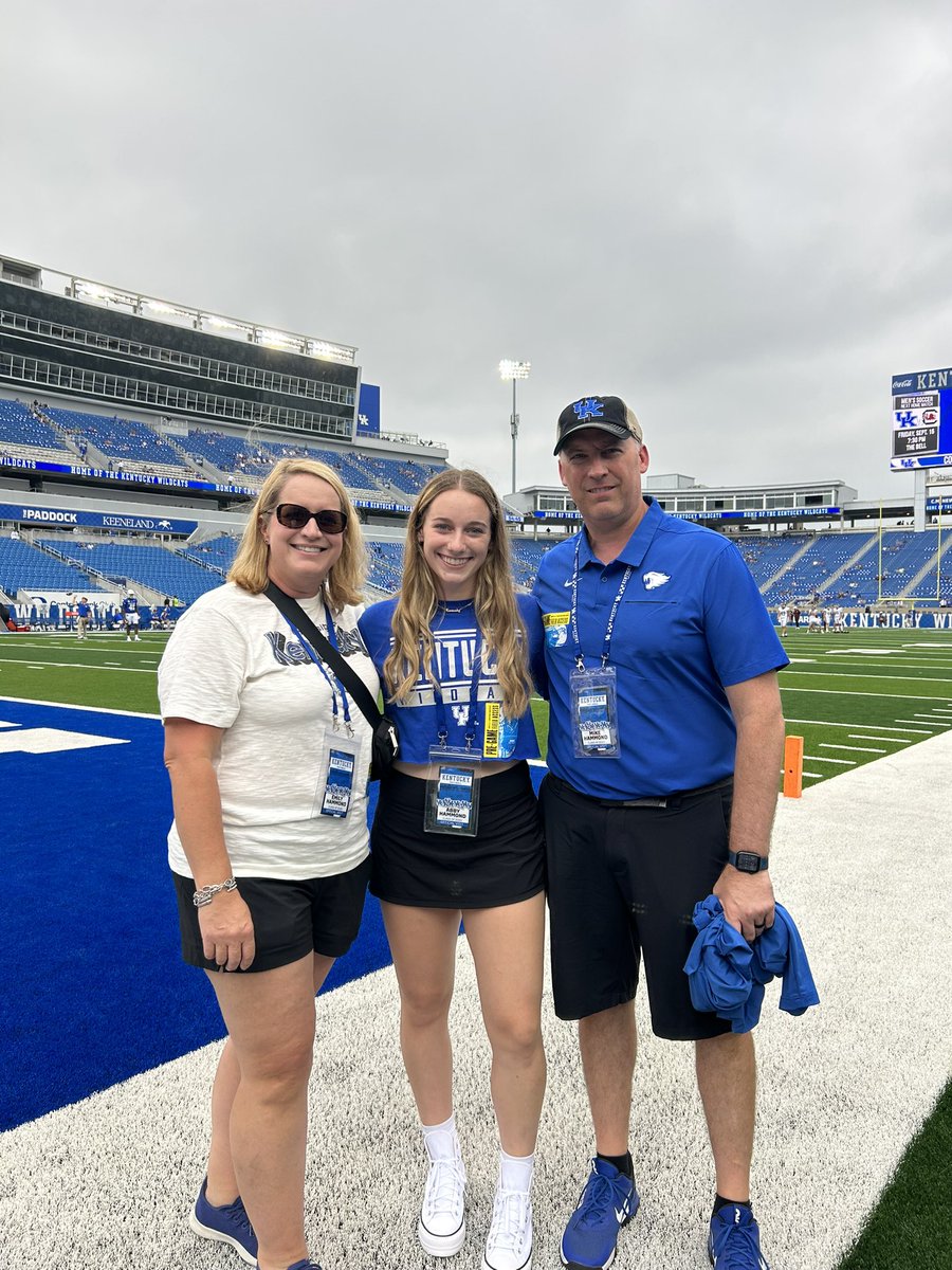 abby_hammond13's tweet image. I had an amazing time on my official visit this weekend @UKsoftball! Thank you @UKCoachLawson @UKCoachHimes @coachjb_18 @gbaalman25 @BrittCerv14 for planning such a fun event. Also, thanks @EllaEmmert for being my host! 💙🤍