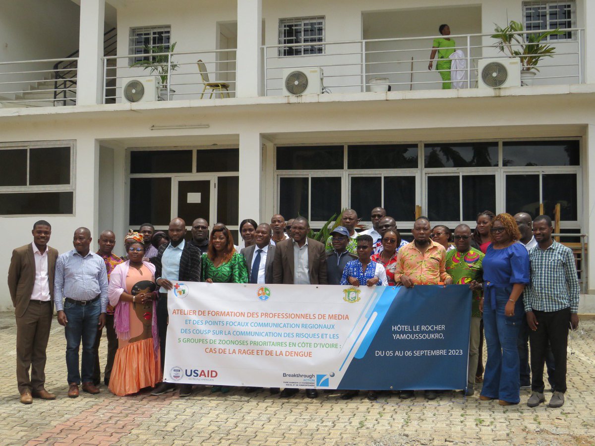 AscaAfrica's tweet photo. @AscaAfrica contributes to strengthen capacities of #sciencejournalists in Côte d’Ivoire 🇨🇮 in order to make them able to understand and report on #onehealth and zoonotic #diseases
@SciforAfrica @WFSJ @earthjournalism @JohnsHopkinsCCP @BreakthroughAC3 https://t.co/sk4dthA1K9