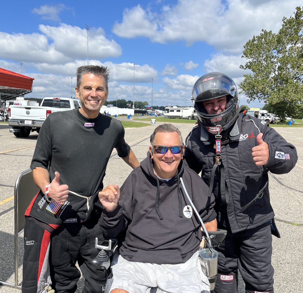 Dixontopfuel's tweet image. We finished #twoseater season yest by getn a few peeps into top fuel club w/#NitroX2.

A big 🙏🏻 to Tony, James, Cody, Collin, Chuck, Nick and Luke 4 prepping a great racecar. 

For more info email info@larrydixonracing.com✌🏻
 #thiscarisnotapprovedbyoraffiliatedwiththenhrainanyway