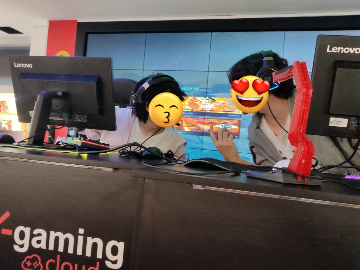 27/Agosto

iiiBack to Back, GANANDO el SEGUNDO puesto en el Torneo de Dúos <a href="/ClaroColombia/">Claro Colombia</a>!!!!

Abrazos y aplausos a KURO (<a href="/3wp9k/">kKuro</a>) Y YUKI (<a href="/Yazadayuuki/">Sebastian Acero</a>)