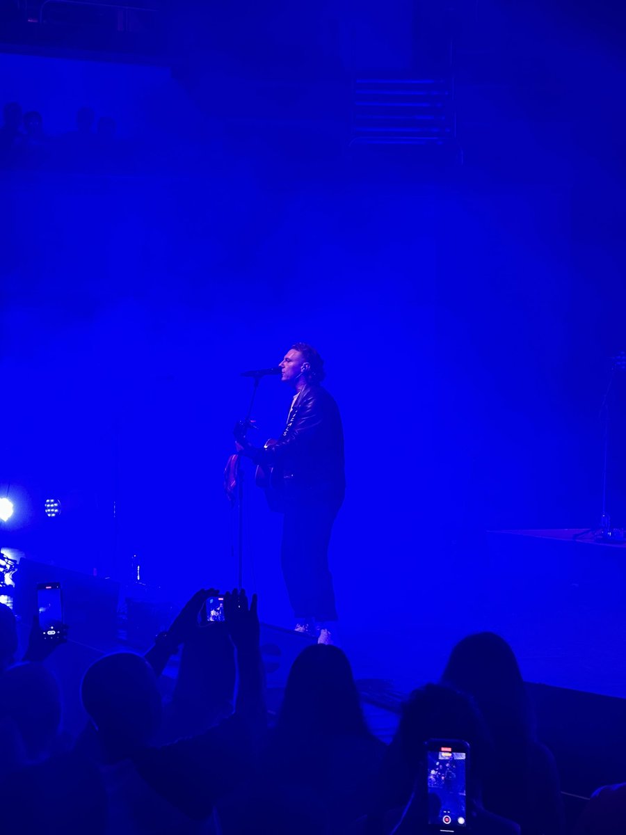 I’m delighted to be at the #Concert4Caring with the team from <a href="/VisibilityScot/">Visibility Scotland</a> A night of celebration to honour the incredible work of unpaid carers, and health and social care workers. <a href="/ALLIANCEScot/">The ALLIANCE</a> <a href="/PersonCentredVo/">Person Centred Voices</a> <a href="/AlteredImages5/">Altered Images</a> <a href="/callumbeattieuk/">Callum Beattie</a>