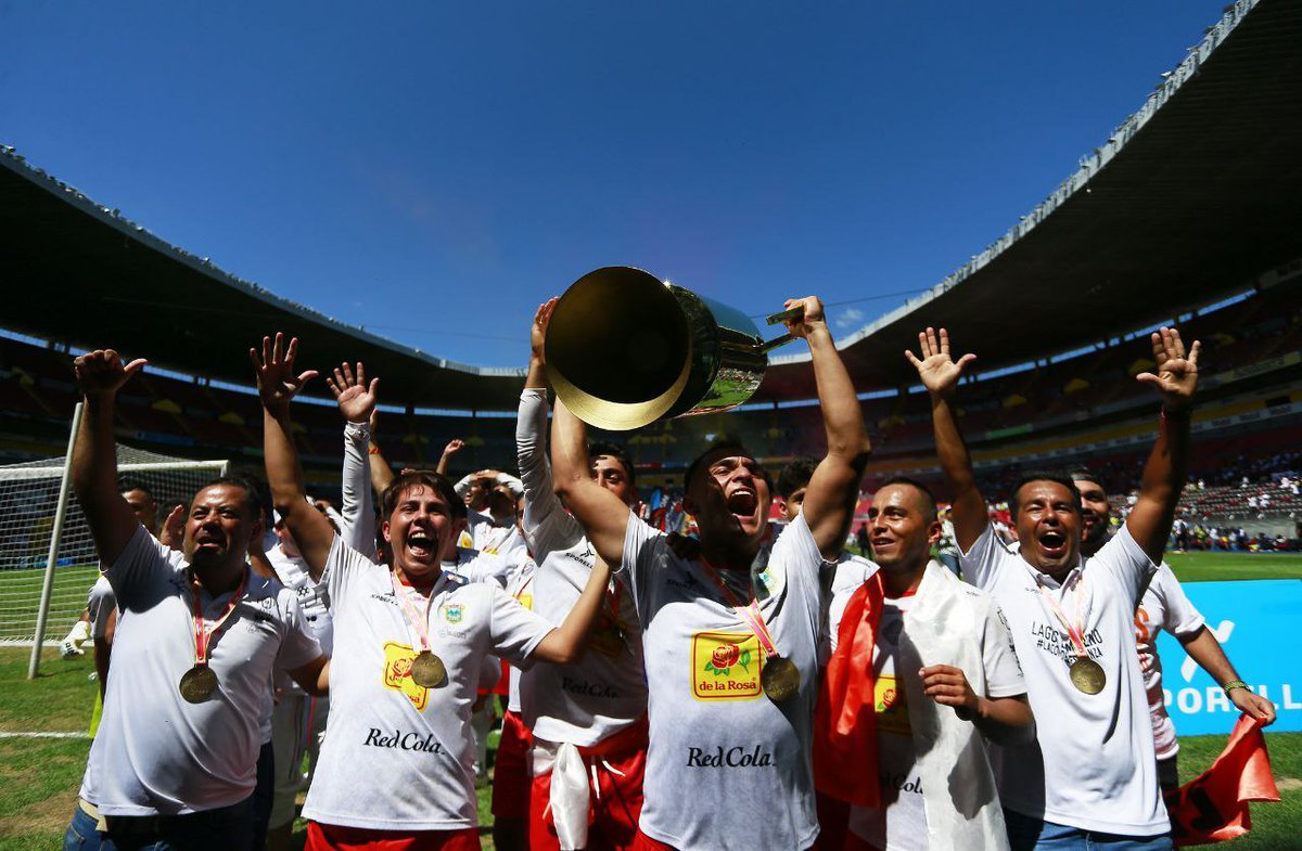 ¡Enhorabuena, campeones y campeonas! 🏆⚽️