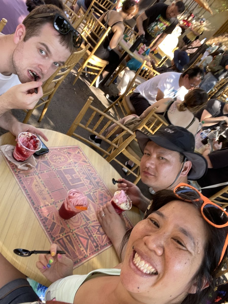 _ssmores's tweet photo. And then the heat in a 30 minute line for fancy dole whips afterwards to “cool off”. Apparently there was no teammate on teammate violence (although, as per usual, there were enough quests that kicked our butts!). https://t.co/qp6oGrzGmG