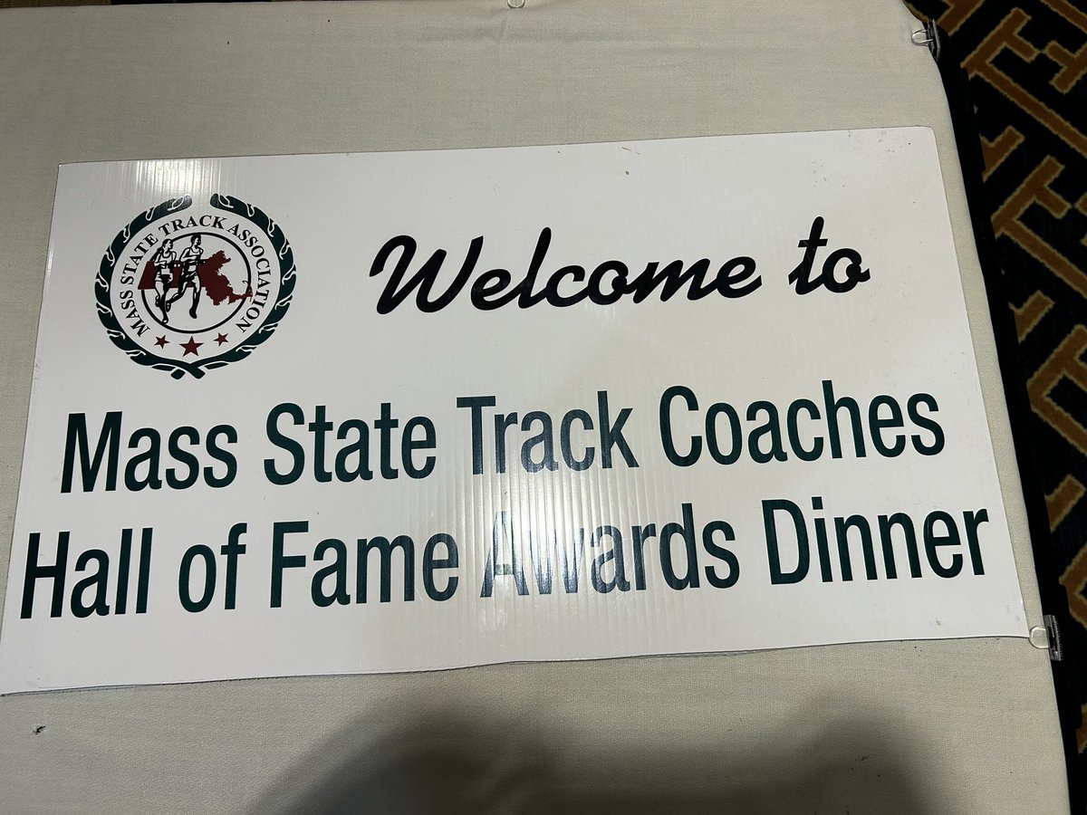 JDEcoach's tweet image. Congratulations to Coach John Griffith on his induction into the MSTCA Hall of Fame!
A well deserved honor for an amazing coach!
#together
#TEAM
@wellesleysports 
@Raider_FB 
@WellesleyGTrack