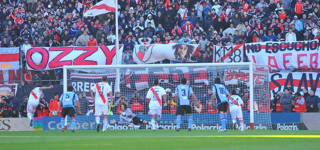 con un penal quizas te salvabas de irte al descenso bobo.