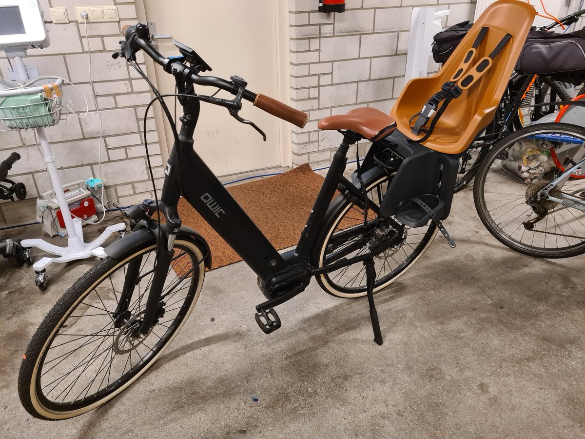 Politie Volendam e.o tweet media