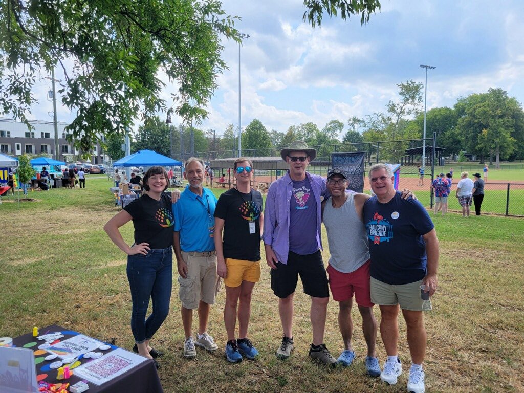 Some friends representing Nashville in Harmony at <a href="/HRC/">HRC</a> 
Transletes event today!